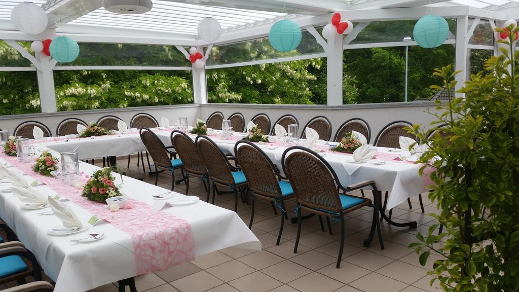 Hotel & Restaurant Park Cafe Isa Ерфурт Екстер'єр фото